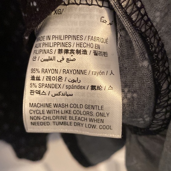 Floral Top-XL - Picture 8 of 9